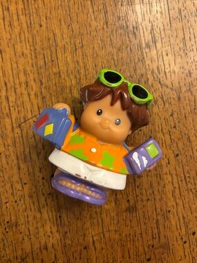 Fisher Price Little People Vacation Hawaiian Shirt and Sunglasses Boy or Dad